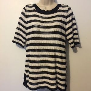 Christopher & Banks Women's M Short Sleeve Top